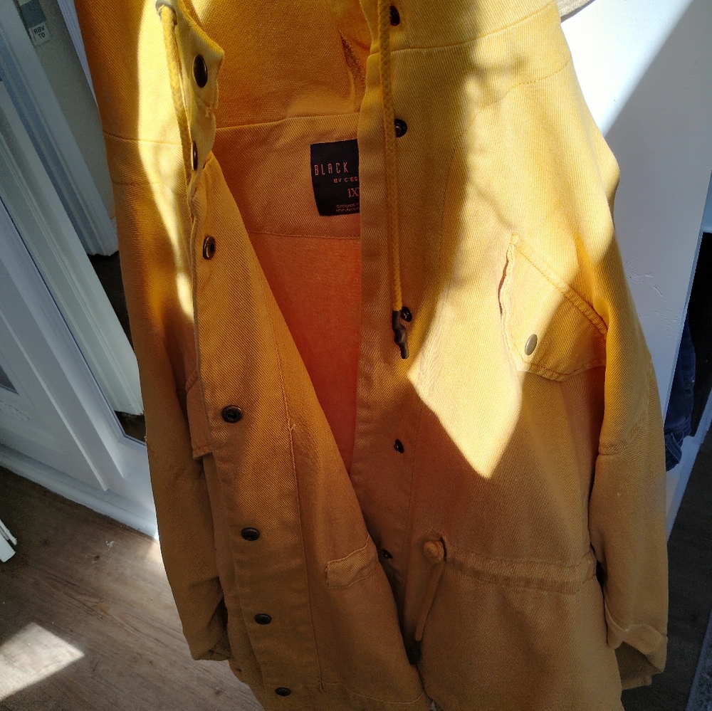 Plus Size Mustard Yellow Hooded Denim Crop Jacket